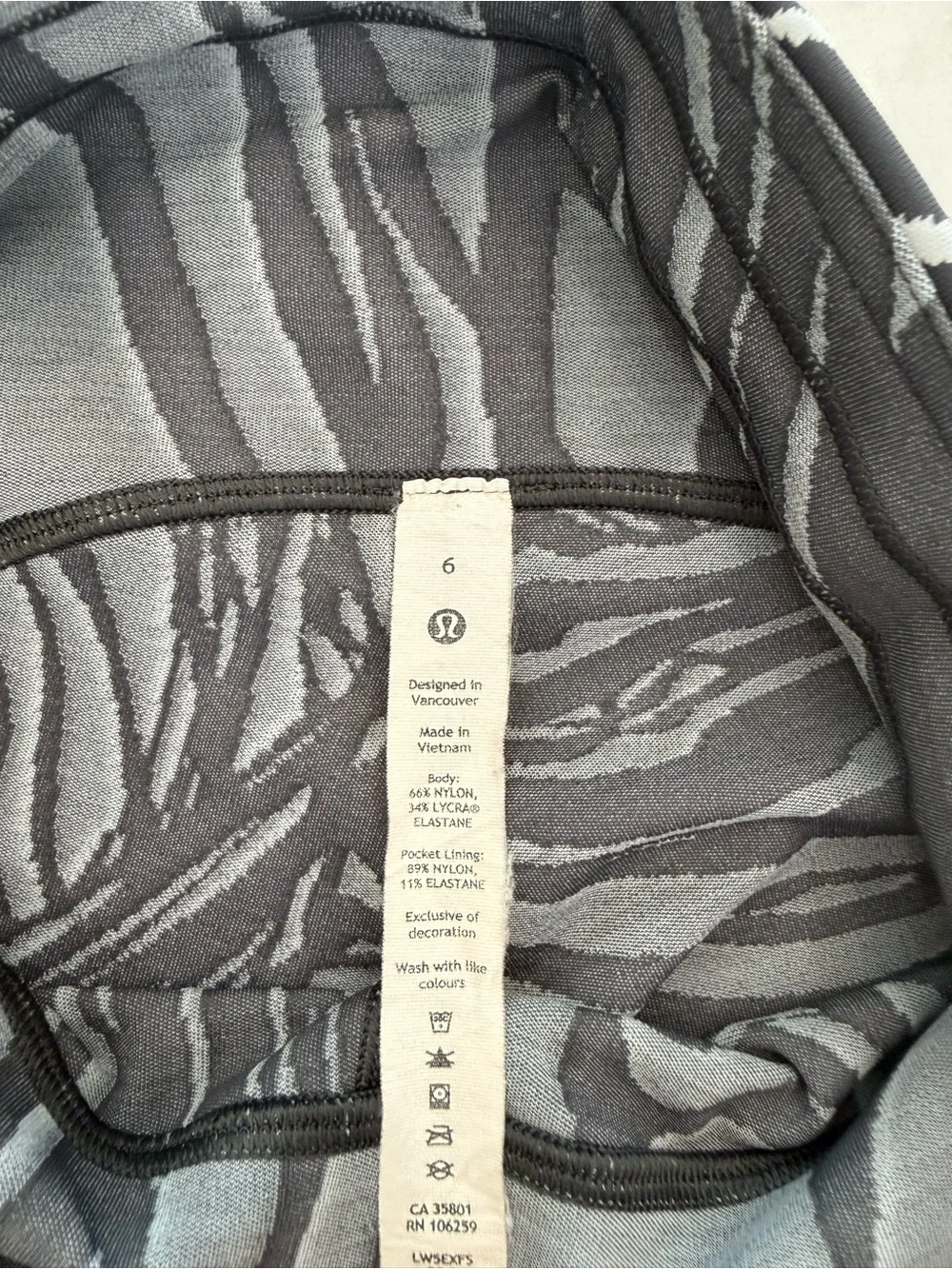 Lululemon Swift Speed HR Tight 28